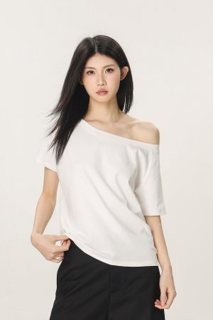 Retro Off-Shoulder T-Shirt for Women - Summer Short Sleeve Slim Fit - Unique Beautiful Hot Girl Style