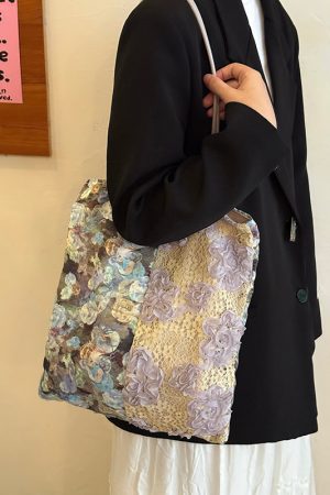 Retro Oil Painting Lace Canvas Tote Bag - 2025 Large Capacity Shoulder Bag for Commuters and Everyday Use