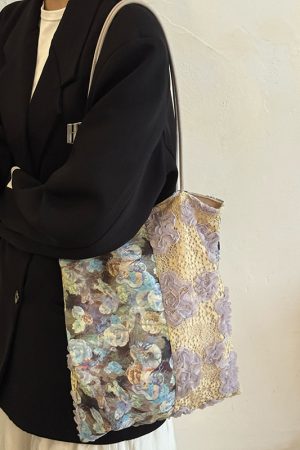 Retro Oil Painting Lace Canvas Tote Bag - 2025 Large Capacity Shoulder Bag for Commuters and Everyday Use