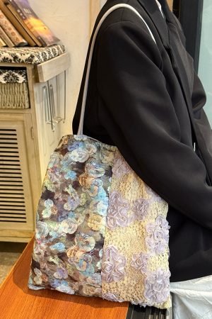 Retro Oil Painting Lace Canvas Tote Bag - 2025 Large Capacity Shoulder Bag for Commuters and Everyday Use