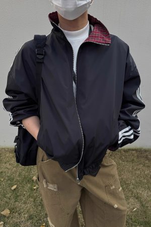 Retro Patchwork Reversible Jacket for Men and Women - Casual Three-Stripe Plaid Layering for Spring & Autumn Commuting