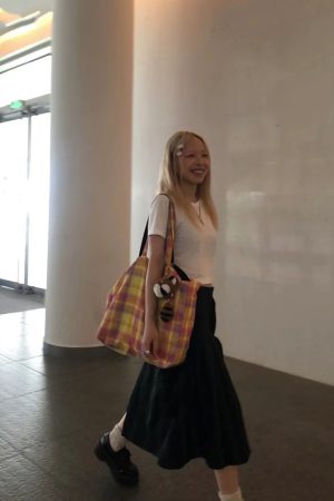 Retro Plaid Casual Canvas Tote Bag - Large Capacity Commuting Shoulder Bag for Autumn & Winter, Trendy Aesthetic Design