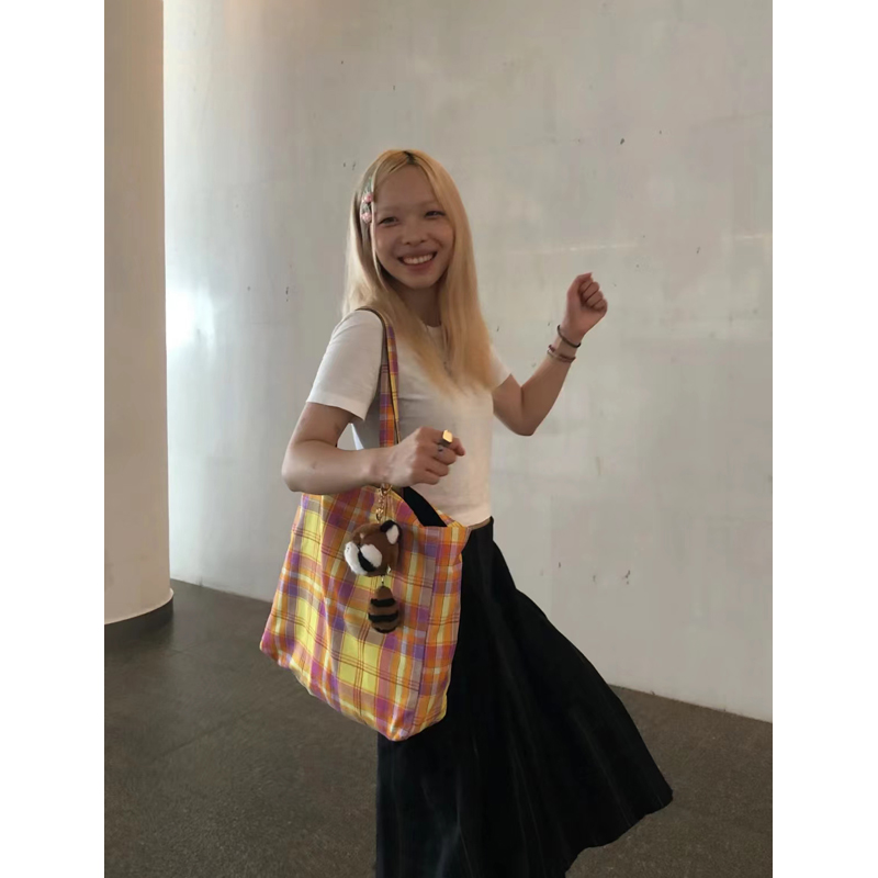 Retro Plaid Casual Canvas Tote Bag - Large Capacity Commuting Shoulder Bag for Autumn & Winter, Trendy Aesthetic Design Retro Plaid Casual Canvas Tote Bag - Large Capacity Commuting Shoulder Bag for Autumn & Winter, Trendy Aesthetic Design