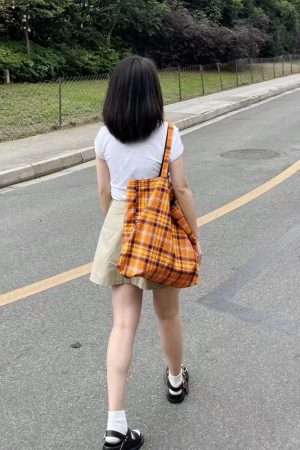 Retro Plaid Orange Tote Bag - Large Capacity Checkered Canvas Commuter Shoulder Bag for Stylish Shopping