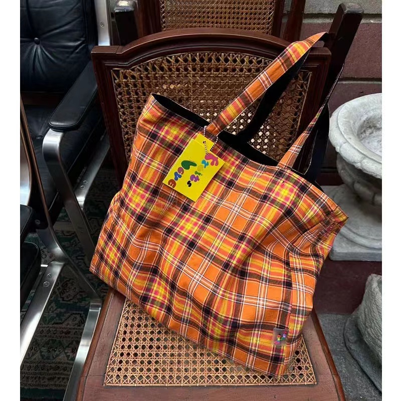 Retro Plaid Orange Tote Bag - Versatile High-Capacity Canvas Commuting Underarm Bag for Everyday Style Retro Plaid Orange Tote Bag - Versatile High-Capacity Canvas Commuting Underarm Bag for Everyday Style