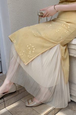 Retro Qipao Inner Slip Dress with Mesh Pleated Half Skirt, Layered Lace Solid Color Flared Design, Perfect for Y2K Fashion