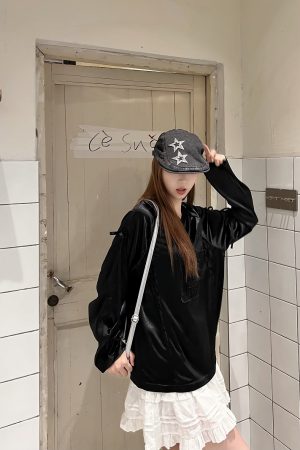 Retro Revival American Lace Bow Long Sleeve T-Shirt - Women's Jersey Sports Style Satin Top for Y2K Fashion