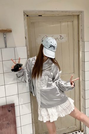 Retro Revival American Lace Bow Long Sleeve T-Shirt - Women's Jersey Sports Style Satin Top for Y2K Fashion