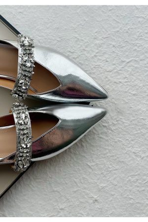 Retro Sheepskin One-Strap Rhinestone Open-Toe Slippers for Women - Summer Flat Pointed Footwear in Zhao Lusi Style