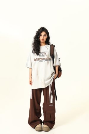 Retro Street Graffiti Letter Short-Sleeve T-Shirt for Men and Women, Loose Fit High Street Trendy Top, 90s Inspired Fashion