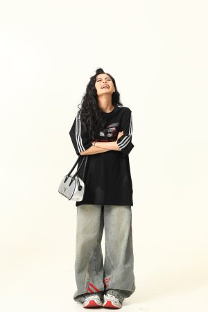 Retro Street Graffiti Letter Short-Sleeve T-Shirt for Men and Women, Loose Fit High Street Trendy Top, 90s Inspired Fashion