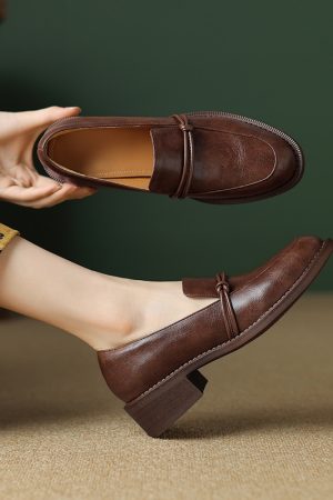 Retro-Style Chunky Heel Loafers for Women - Round Toe, Slip-On, Genuine Leather Flats, Italian Inspired Fashion