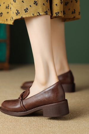 Retro-Style Chunky Heel Loafers for Women - Round Toe, Slip-On, Genuine Leather Flats, Italian Inspired Fashion
