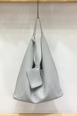 Retro Triangle Tote Bag for Women - Large Capacity Soft Leather Shoulder Bag in Minimalist Style, Perfect for Casual Outfits