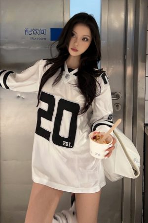 Retro V-Neck Long Sleeve T-Shirt for Women, Spring Rugby Jersey, Loose Fit Sports Top, 90s Inspired Fashion