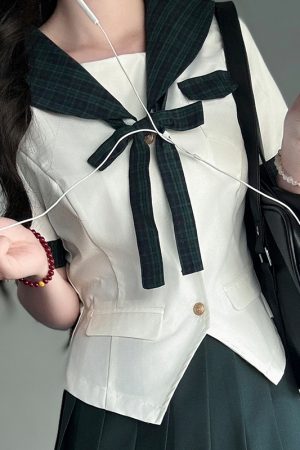 Sailor Suit JK Uniform Academy Style Pudding Bear Summer Set with Spliced Checkered Design and Waist-Defined Fit