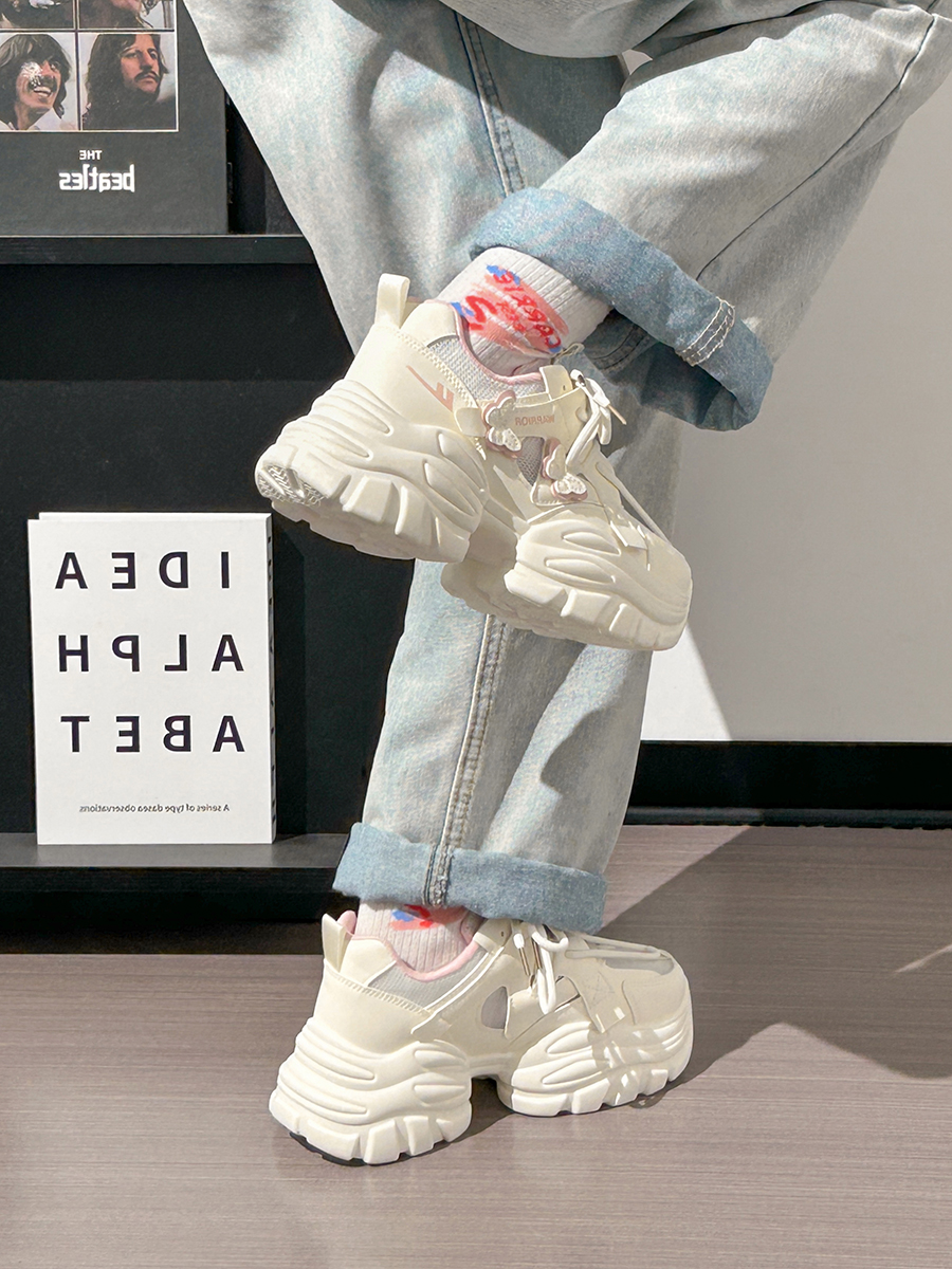 Sakura Pink Butterfly Dad Shoes for Women - 2025 New Style Mesh Breathable Sports Shoes with Height Increase - Trendy Casual Footwear Sakura Pink Butterfly Dad Shoes for Women - 2025 New Style Mesh Breathable Sports Shoes with Height Increase - Trendy Casual Footwear