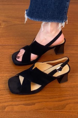 Sanded Sheepskin Cross-Strap Chunky Heel Open-Toe Sandals for Women - Summer 2025 Black Roman High Heels Fashion Footwear