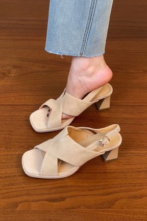 Sanded Sheepskin Cross-Strap Chunky Heel Open-Toe Sandals for Women - Summer 2025 Black Roman High Heels Fashion Footwear