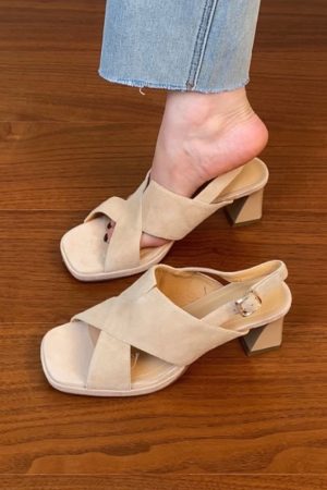 Sanded Sheepskin Cross-Strap Chunky Heel Open-Toe Sandals for Women - Summer 2025 Black Roman High Heels Fashion Footwear