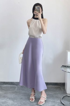 Satin Half Skirt with Diagonal Cut, Flared Design, High Waist, Silky Elastic Waist, Versatile Glossy Mid-Length Acetate Skirt