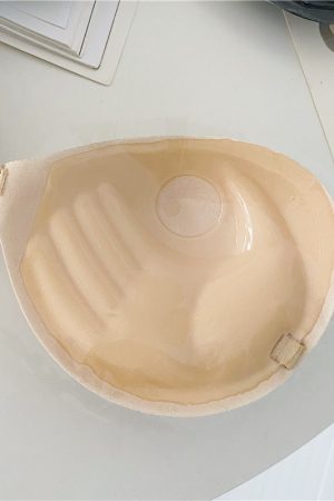 Seamless Anti-Slip Nipple Covers for Women - Thickened Strapless Bra for Summer Beach Vacation and Small Chest Gathering