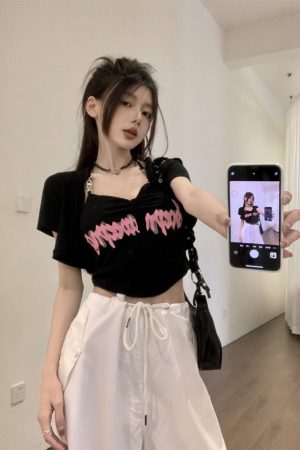 Sexy Halter Neck Tank Top and Cardigan Two-Piece Set for Women, Summer Crop Top with Short Sleeves, European and American Style