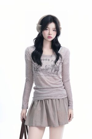 Sexy Slim-Fit Knitted Sweater for Women - American Style Round Neck Long Sleeve T-Shirt, Casual Chic Fashion, Perfect for Y2K Looks