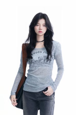 Sexy Slim-Fit Knitted Sweater for Women - American Style Round Neck Long Sleeve T-Shirt, Casual Chic Fashion, Perfect for Y2K Looks