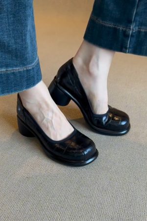 Sheepskin French Round-Toe High-Heeled Mary Jane Shoes for Women - Elegant Chunky Heel Slip-On Commuter Style