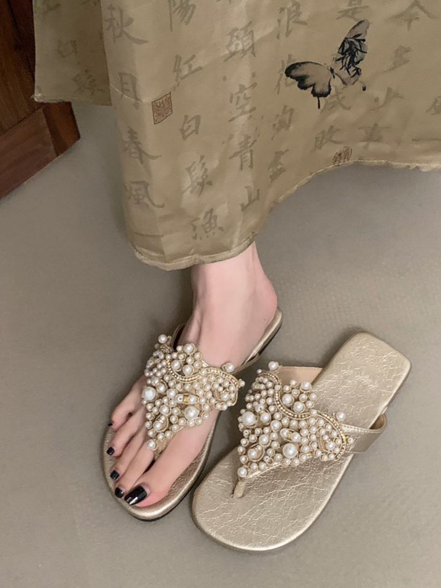 Sheepskin Pearl Thong Flat Sandals for Women - Bohemian Beach Flip-Flops, Summer Vacation Style Sheepskin Pearl Thong Flat Sandals for Women - Bohemian Beach Flip-Flops, Summer Vacation Style