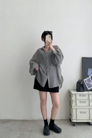 Sheer Lantern Sleeve Sun Protection Shirt for Women - Casual Loose Fit Hazy Feel Outerwear for Evening Breeze