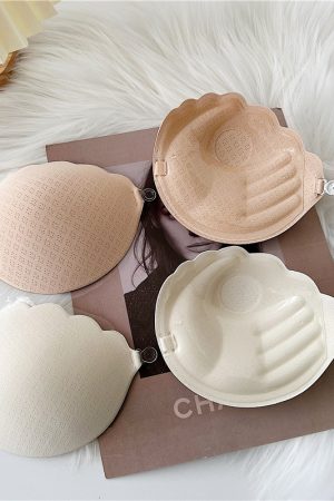 Silicone Invisible Bra for Small Breasts - Anti-Slip Strapless Nipple Covers for Wedding Dresses, Seamless Backless Lingerie