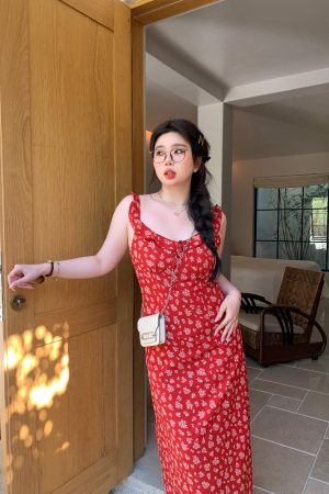 Slightly Chubby Floral Dress with Flying Sleeves - French Style Vacation Waist-Defined Long Dress for Summer Travel