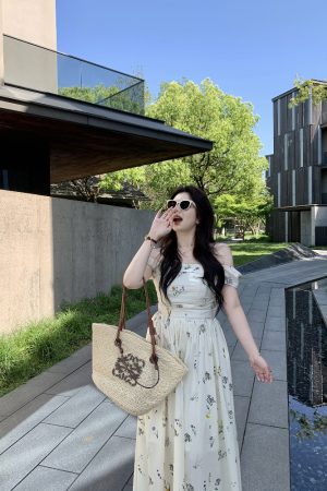 Slightly Chubby Green Floral Plus-Size Dress with Square Neck and Off-Shoulder Design, Small Flying Sleeves, Summer Tea Style