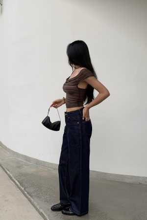 Slightly Curved Low-Rise Tencel Jeans - Fade Resistant, Straight Leg Design for Y2K and 90s Style Enthusiasts