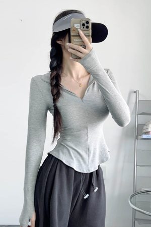 Slim-Fit Bee Waist T-Shirt with Collar and Zipper, Stretchy Solid Color Polo for Casual Versatility, Flattering Belly-Hiding Design