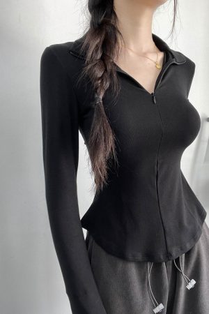 Slim-Fit Bee Waist T-Shirt with Collar and Zipper, Stretchy Solid Color Polo for Casual Versatility, Flattering Belly-Hiding Design