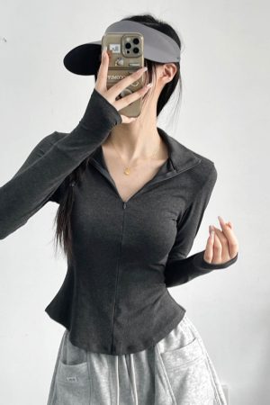 Slim-Fit Bee Waist T-Shirt with Collar and Zipper, Stretchy Solid Color Polo for Casual Versatility, Flattering Belly-Hiding Design