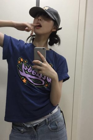 Slim-Fit Cartoon Pattern Short Sleeve T-Shirt for Women - Korean Niche Design, Summer Style, Pure Cotton Fashion Top