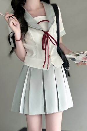 Slim-Fit High-Waisted Navy Collar Sailor Suit Set - Original JK Uniform College Style with Pudding Bear Design for Summer