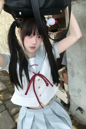 Slim-Fit High-Waisted Navy Collar Sailor Suit Set - Original JK Uniform College Style with Pudding Bear Design for Summer