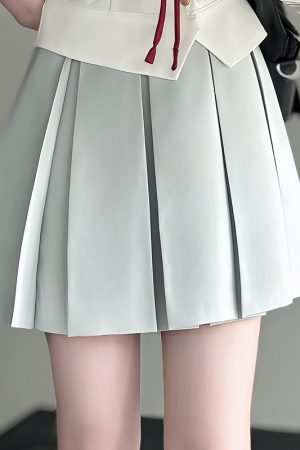 Slim-Fit High-Waisted Navy Collar Sailor Suit Set - Original JK Uniform College Style with Pudding Bear Design for Summer