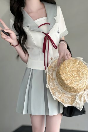 Slim-Fit High-Waisted Navy Collar Sailor Suit Set - Original JK Uniform College Style with Pudding Bear Design for Summer