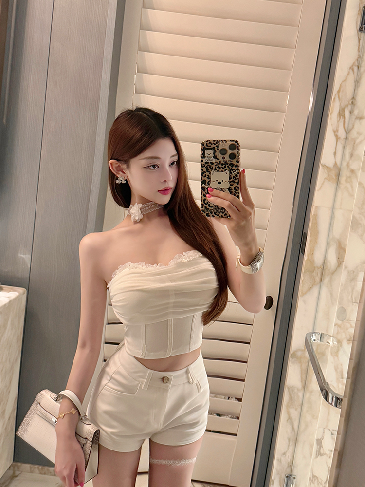 Slim-Fit Mesh Vest Top with Built-In Chest Pad - Pure Desire Style, Trendy and Chic for Y2K Fashion Enthusiasts Slim-Fit Mesh Vest Top with Built-In Chest Pad - Pure Desire Style, Trendy and Chic for Y2K Fashion Enthusiasts