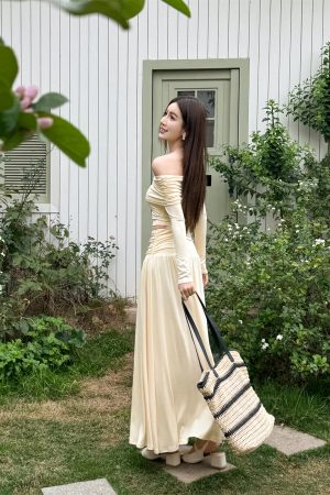 Slim-Fit One-Shoulder Skin-Baring Top and Pleated Long Skirt Set - Light Fabric Spring Korean Style Outfit