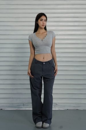 Slim Fit Short Sleeve Buttoned T-Shirt - Versatile Basic Top for Everyday Wear, Perfect for Casual and Smart-Casual Styles