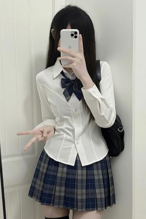 Slim Fit V-Neck White Shirt with Camellia Print, Long & Short Sleeves, College Style, Spring Summer Trend for Girls