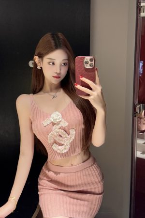 Small Fragrant Wind Knitted Spaghetti Strap Bodycon Dress Two-Piece Set - Trendy Summer Fashion