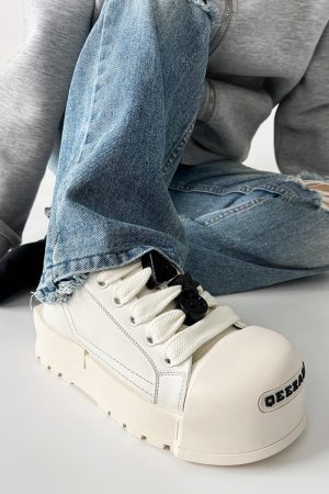 Smiley Face Sneakers for Men and Women, American High Street Chunky Shoes, Cute Mickey Design for Couples